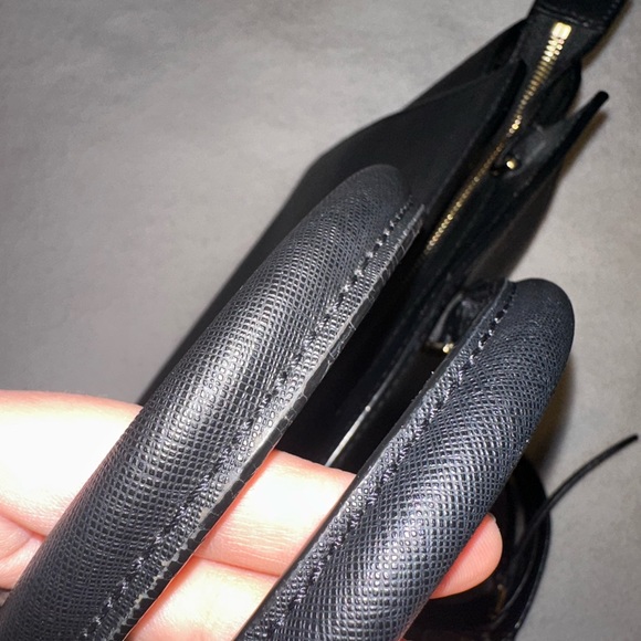 MICHAEL KORS “SELMA” LARGE BAG- ACCEPTING OFFERS! - Picture 12 of 16